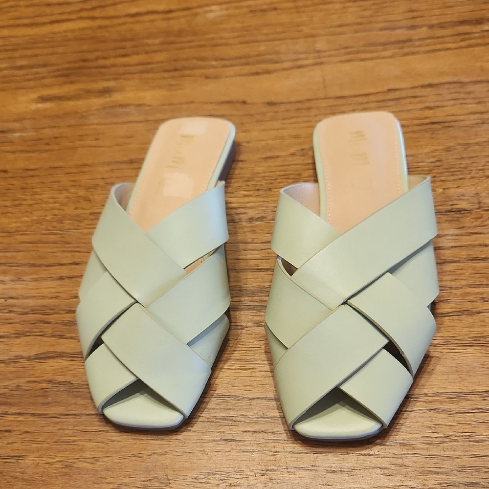 Mi.im Reece Woven Leather Slides Size 7.5